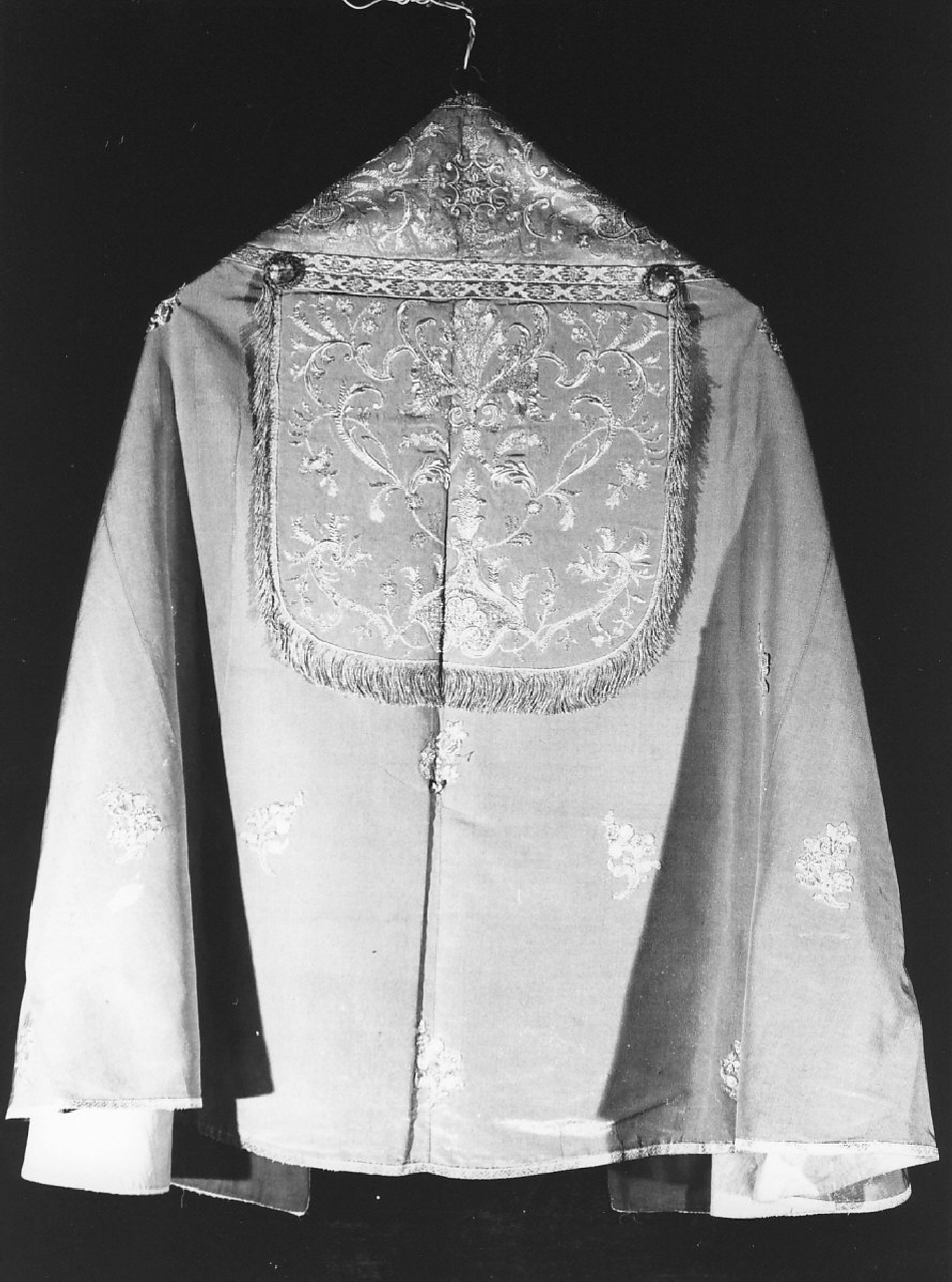 piviale, opera isolata - manifattura napoletana (fine sec. XVIII)