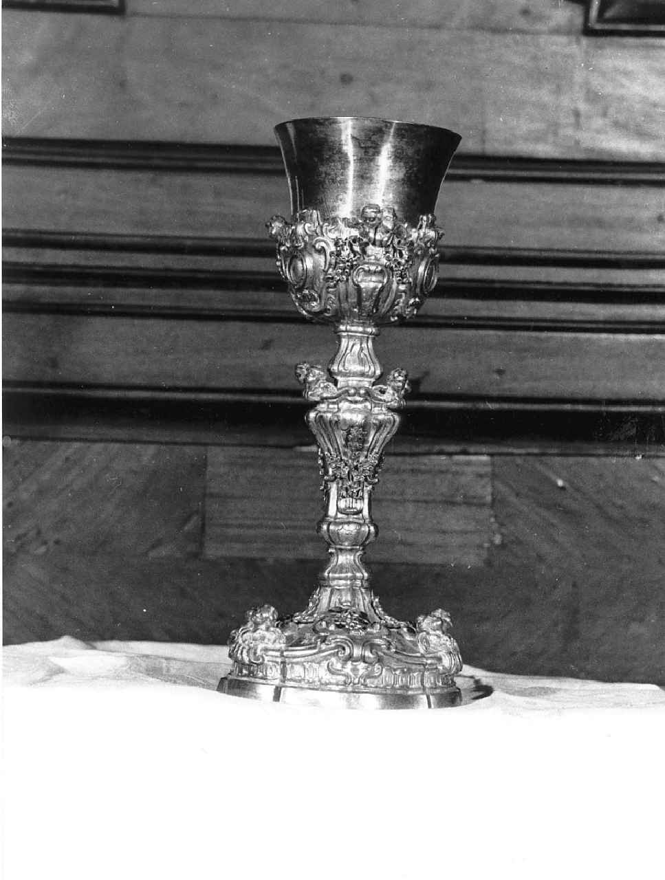 calice, opera isolata - bottega napoletana (sec. XVIII)