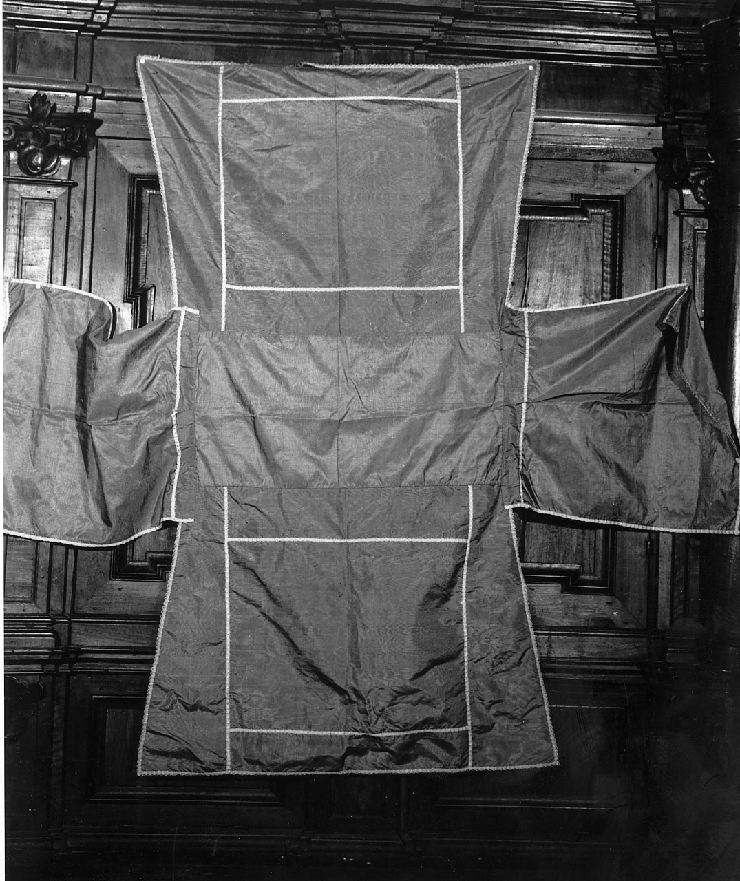 coprisedile, opera isolata - manifattura Italia meridionale (sec. XIX)