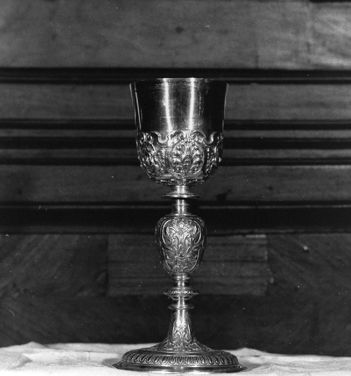 calice, opera isolata - bottega napoletana (fine/inizio secc. XVIII/ XIX)