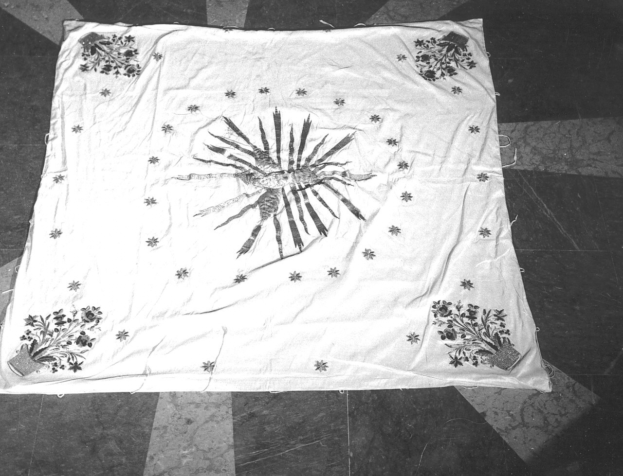 baldacchino, frammento - manifattura Italia meridionale (sec. XIX)