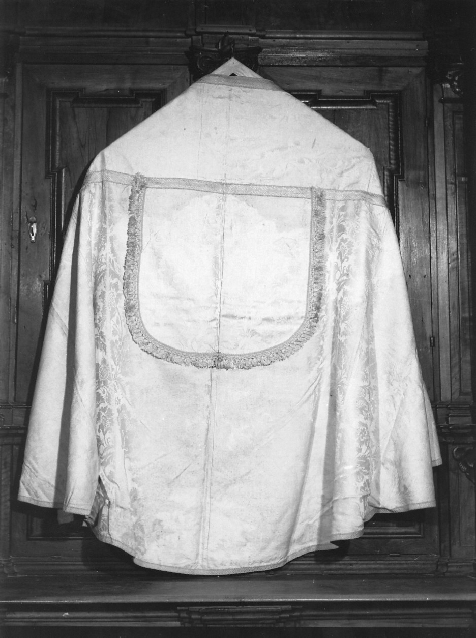 piviale, opera isolata - manifattura napoletana (sec. XIX)