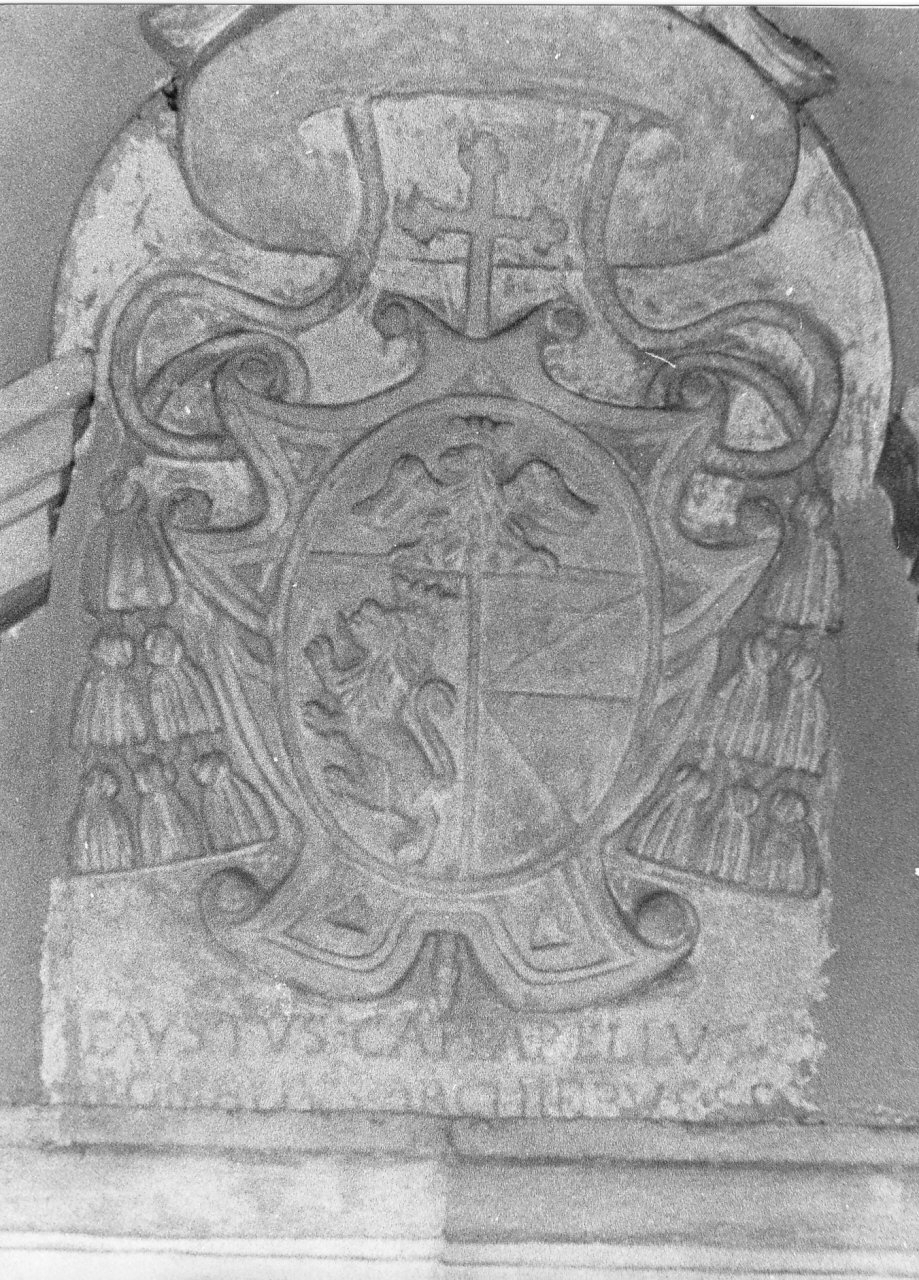 stemma vescovile (stemmario, opera isolata) - bottega calabrese (secondo quarto sec. XVII)