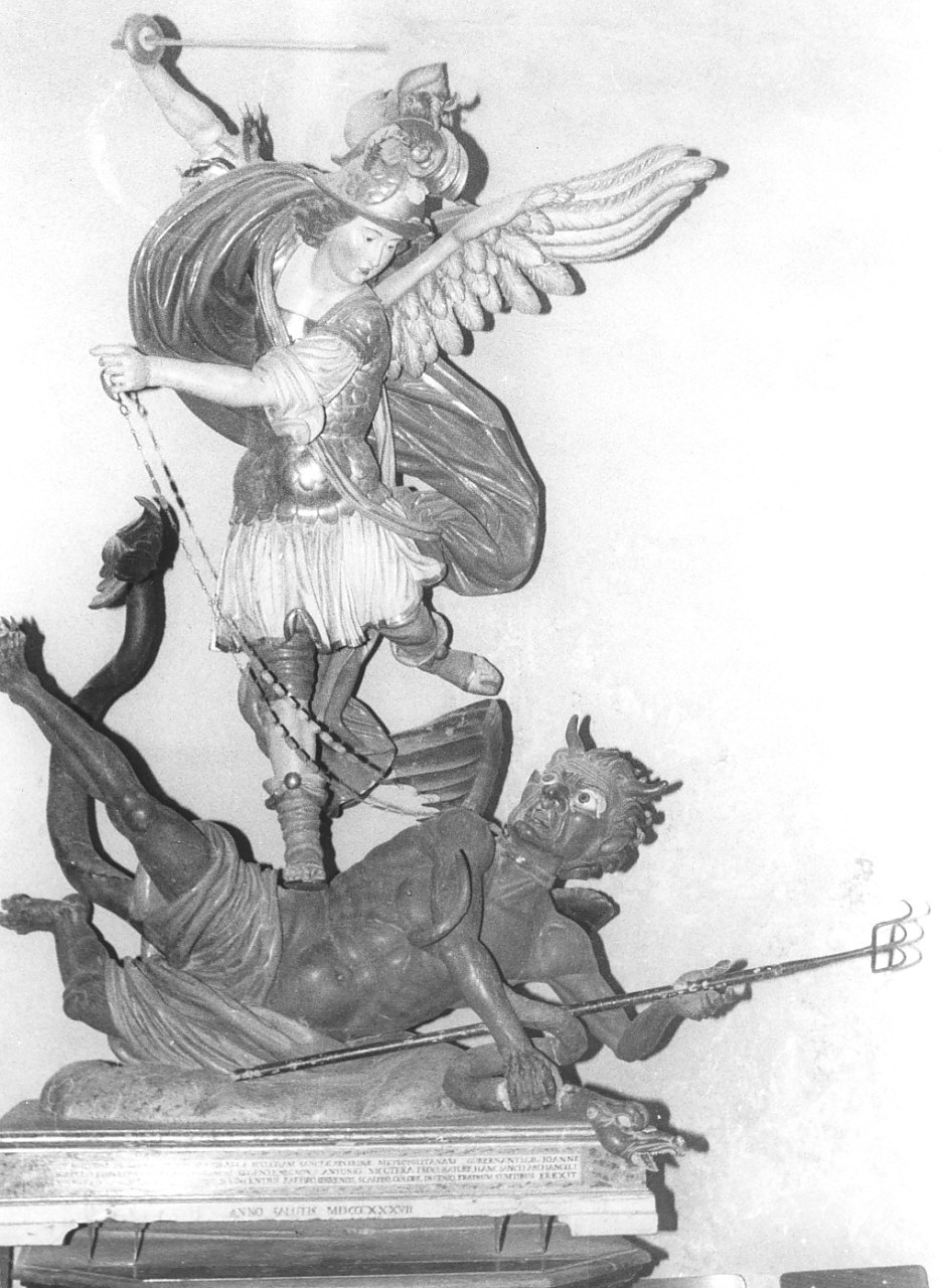 San Michele Arcangelo (statua, opera isolata) di Zaffino Vincenzo (sec. XIX)