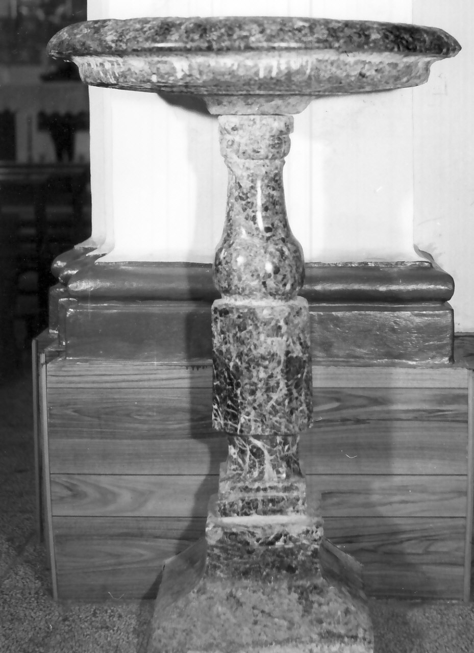 acquasantiera, opera isolata - bottega Italia meridionale (fine sec. XVIII)