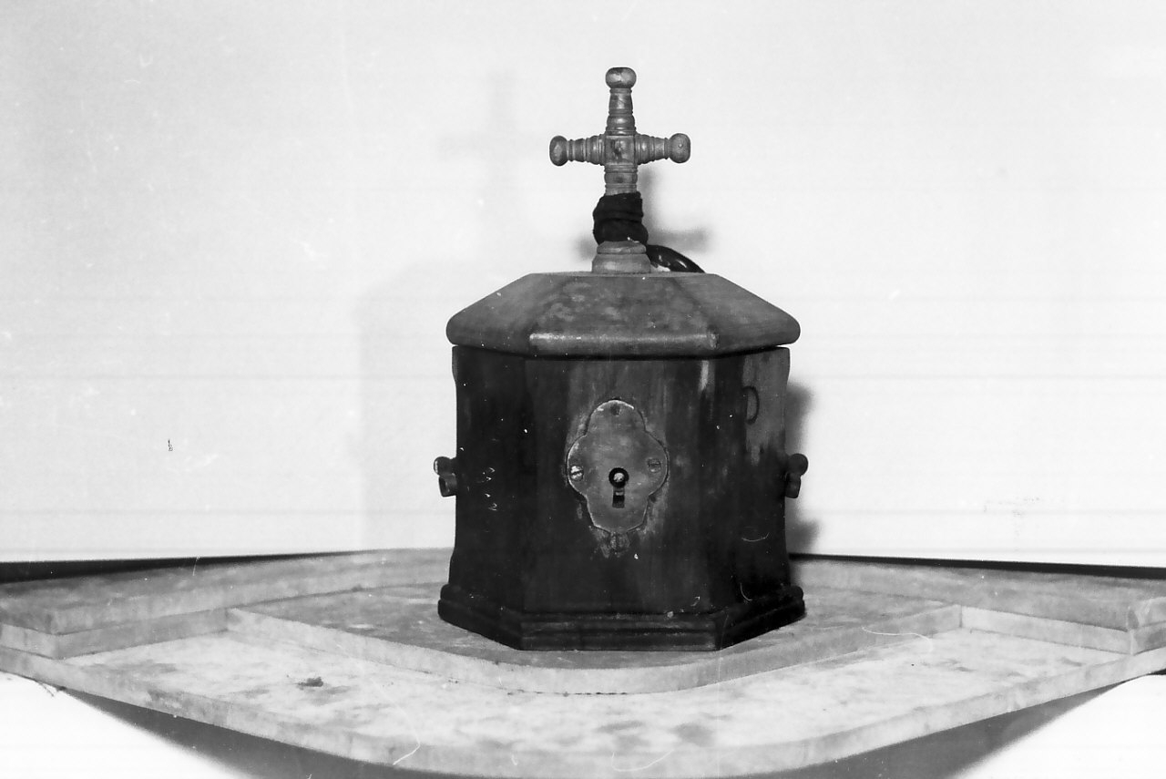 armadietto per oli santi, opera isolata - bottega calabrese (sec. XVIII)