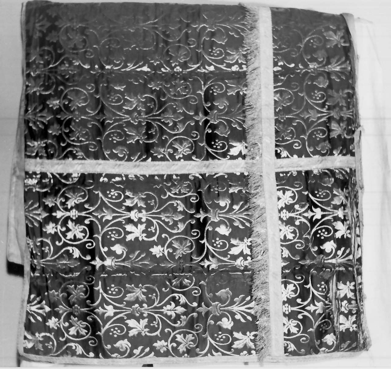 paliotto, opera isolata - manifattura Italia meridionale (sec. XIX)