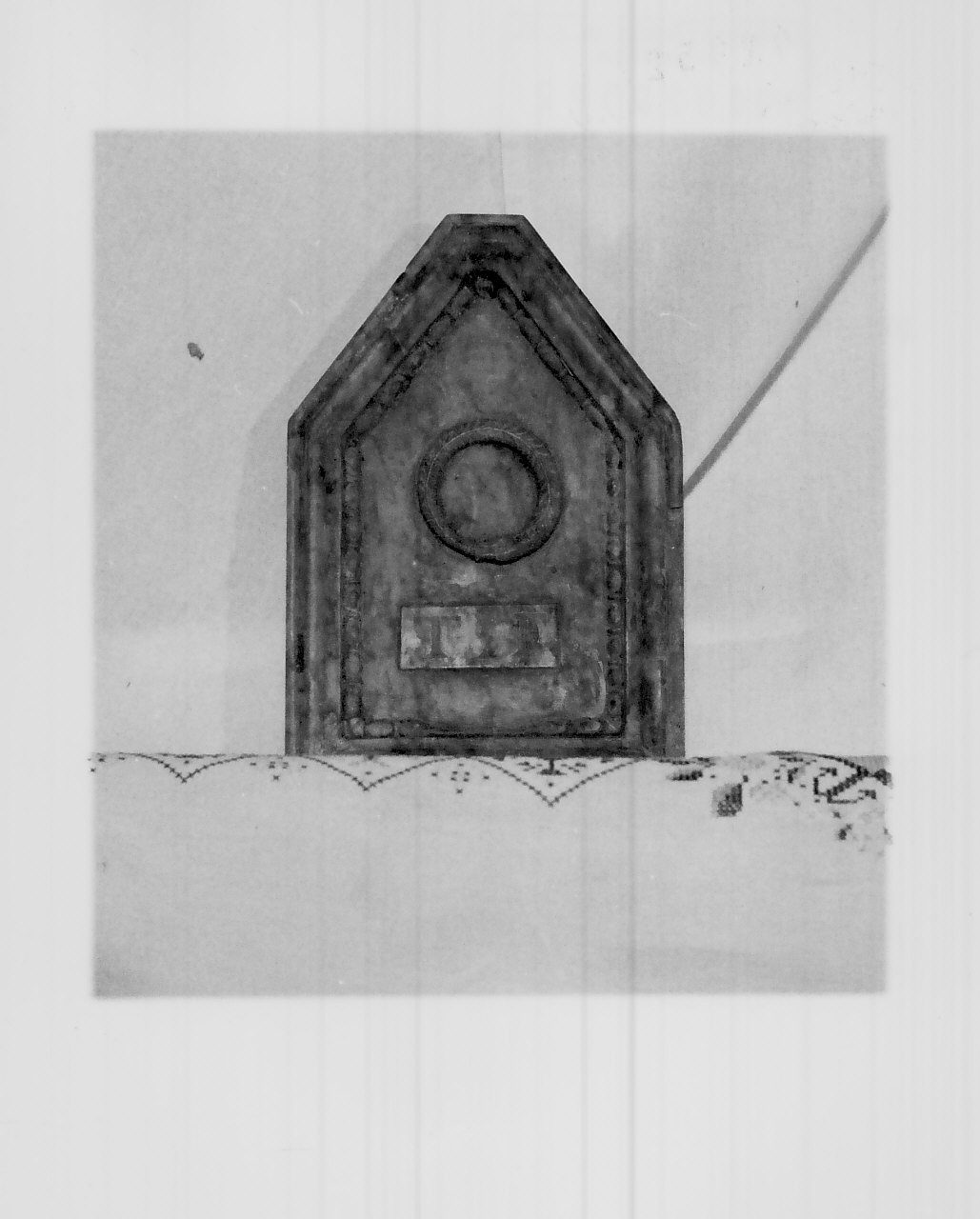 lapide, frammento - bottega Italia meridionale (sec. XIX)