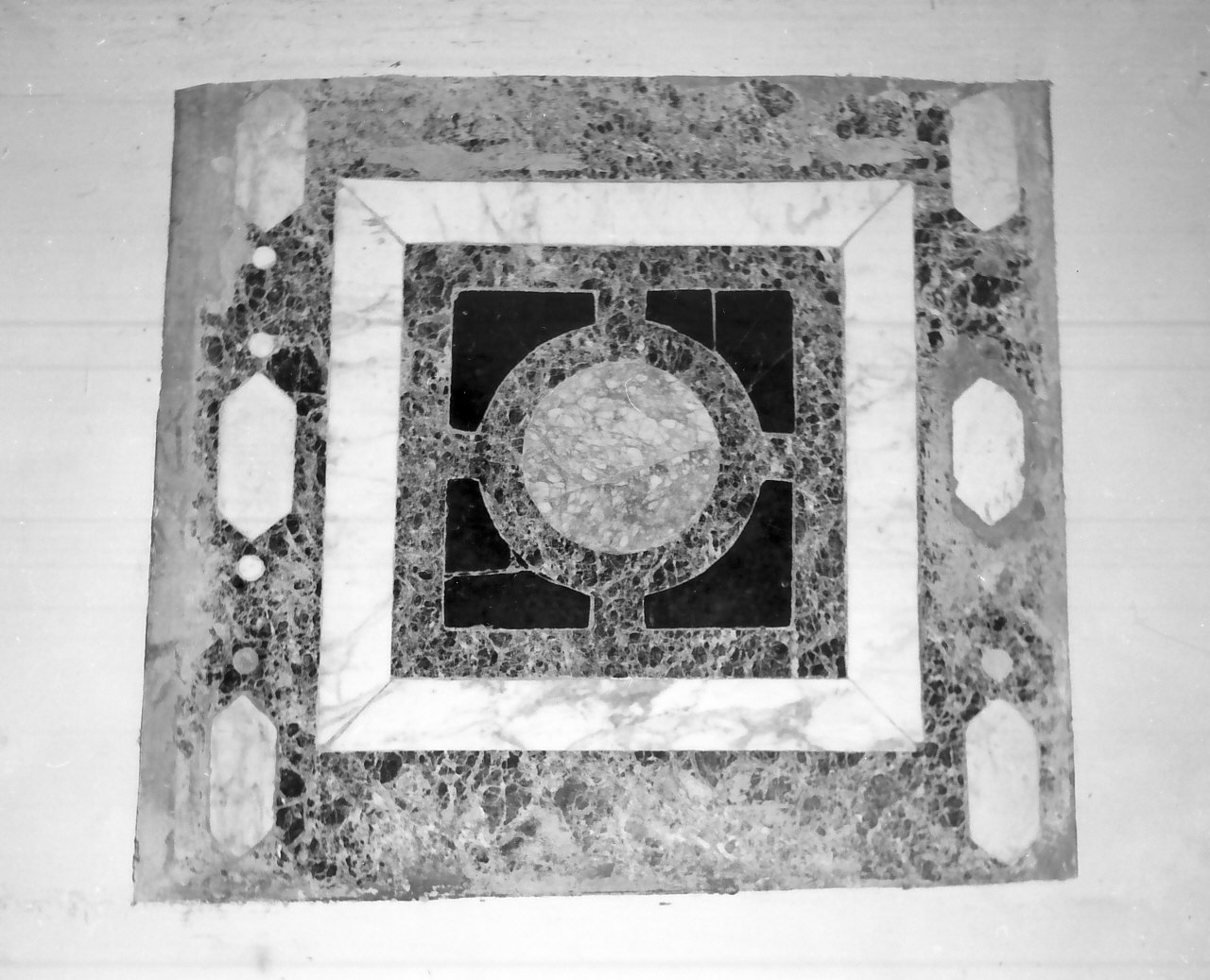 paliotto, opera isolata - bottega Italia meridionale (fine sec. XVIII)