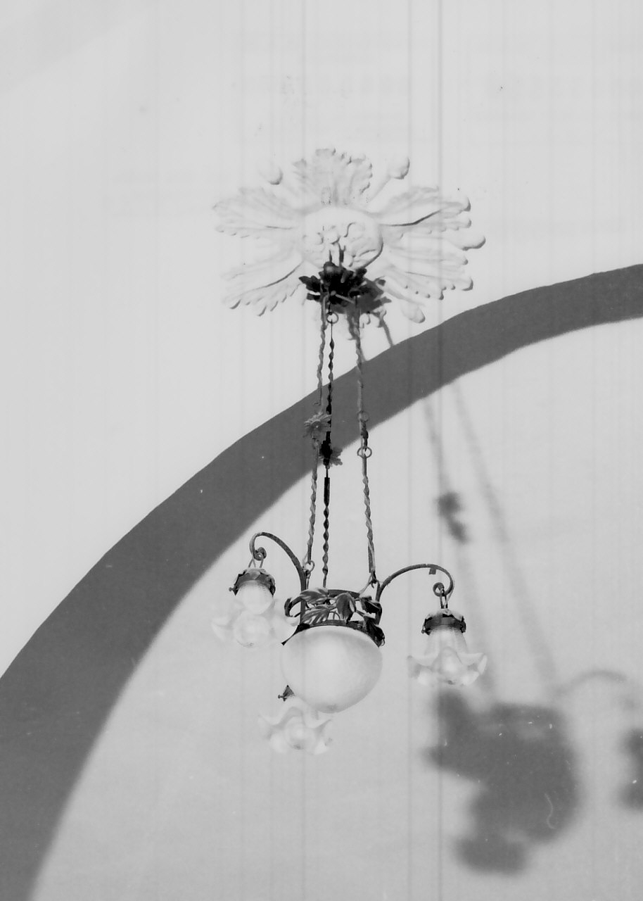 lampadario, serie - bottega calabrese (prima metà sec. XX)