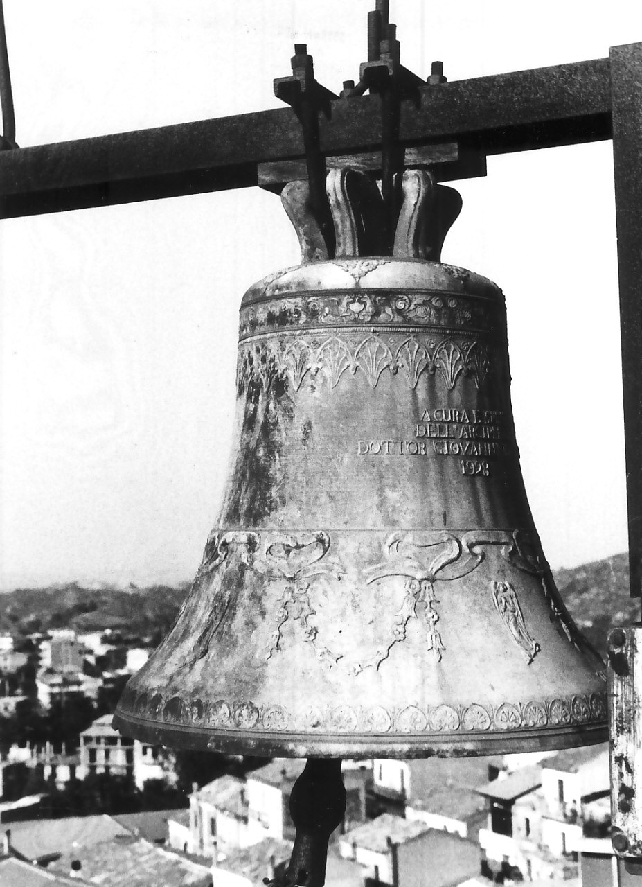 campana, opera isolata - bottega Italia meridionale (sec. XX)