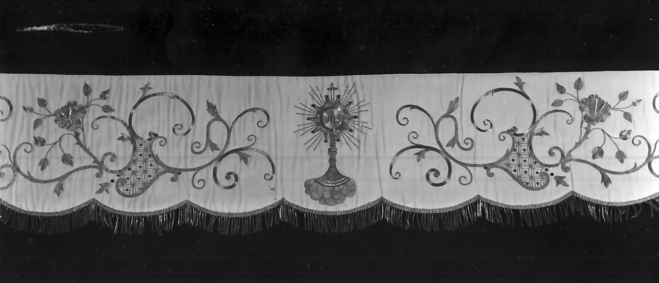 tovaglia d'altare - manifattura calabrese (sec. XX)