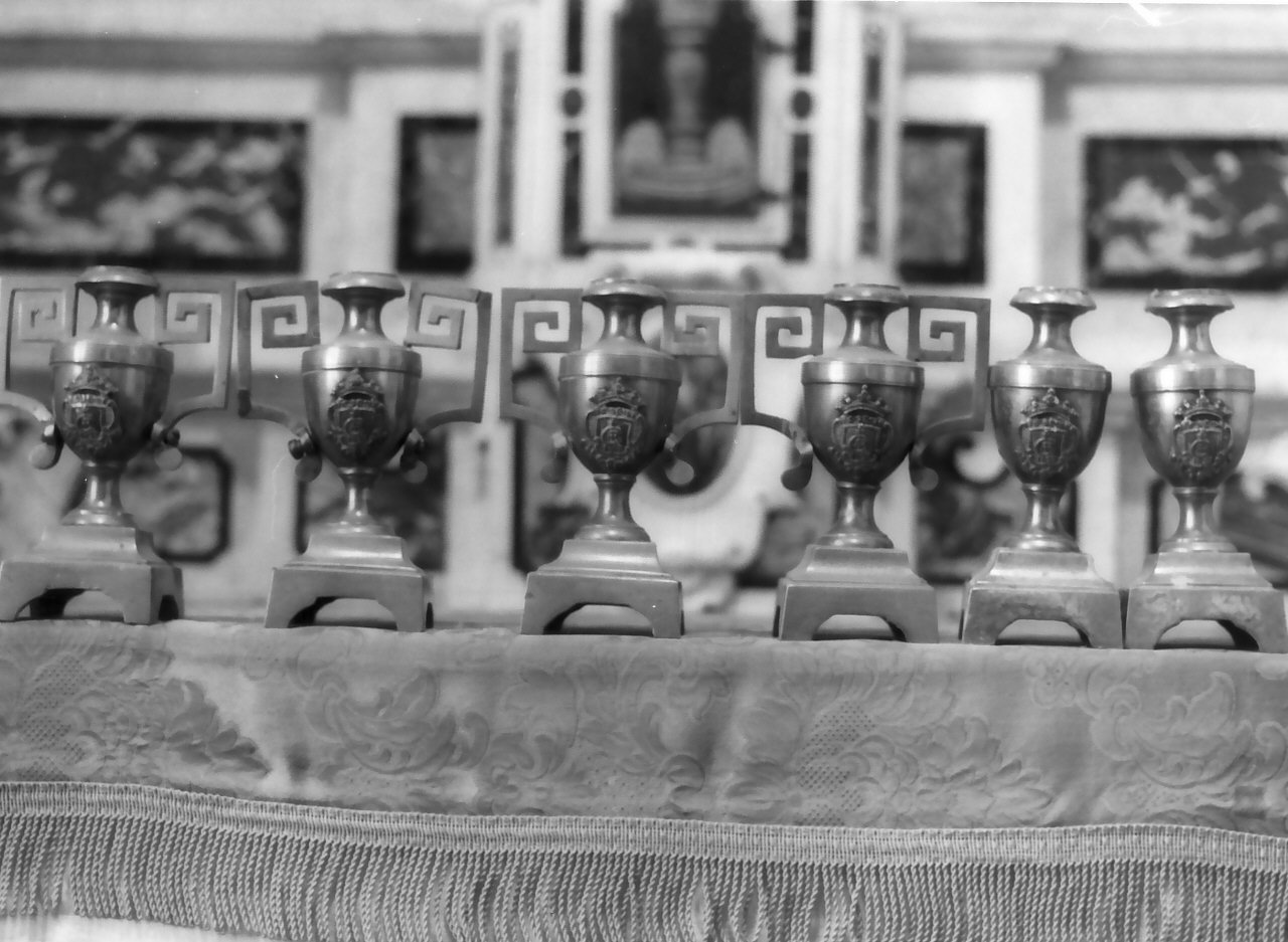 vaso d'altare per composizione floreale, serie - bottega serrese (sec. XIX)