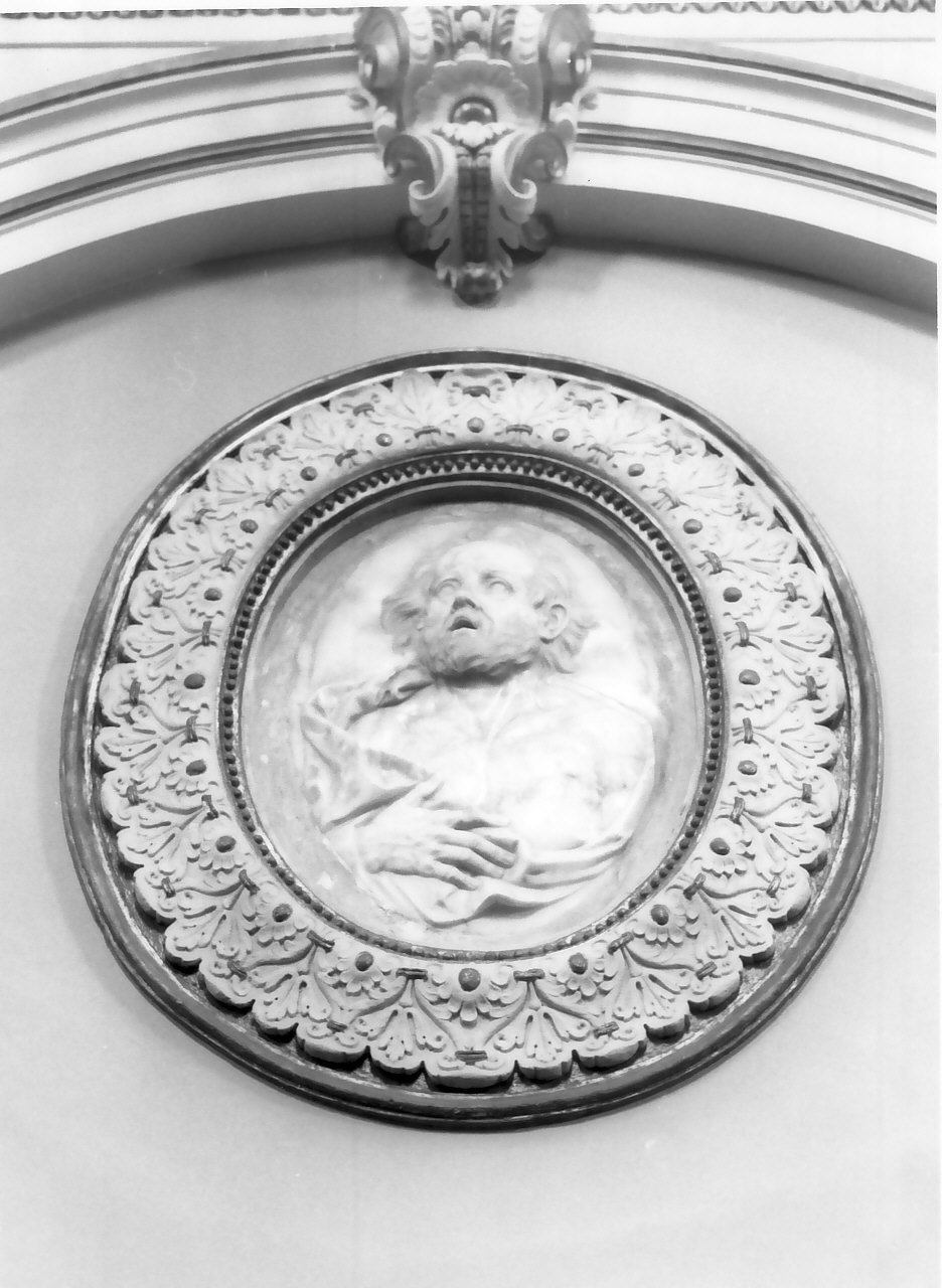 Santo (medaglione, serie) di Zaffino Vincenzo (sec. XVII)