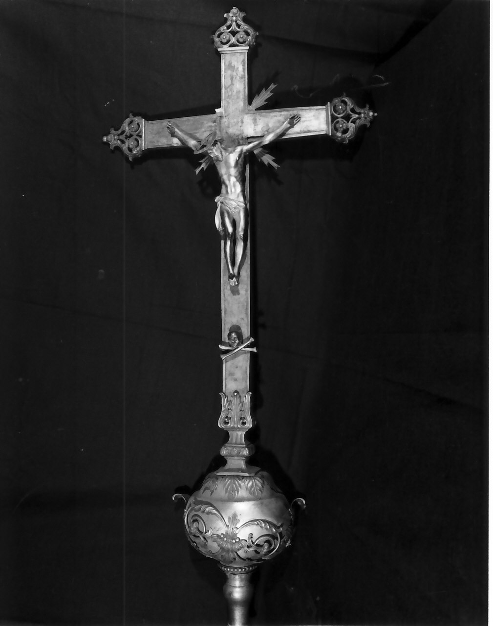 croce processionale, opera isolata - bottega Italia meridionale (sec. XIX)