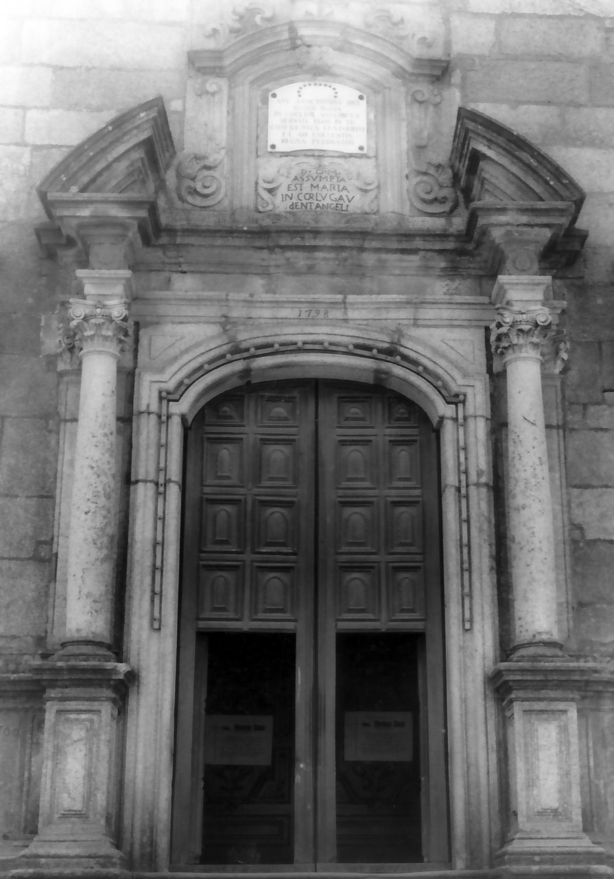 portale, opera isolata - bottega serrese (sec. XVIII)