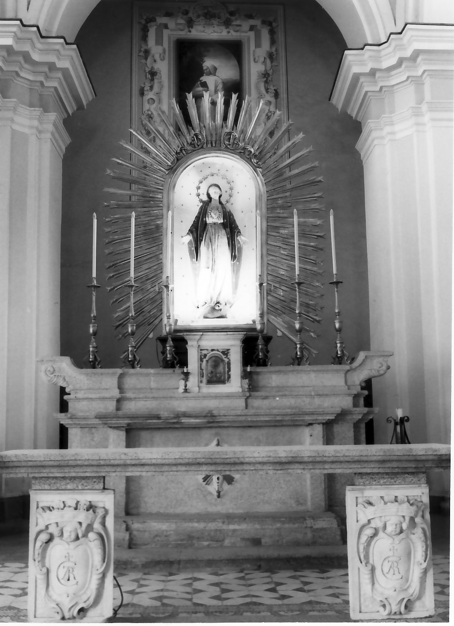 altare maggiore, opera isolata - bottega serrese (sec. XX)