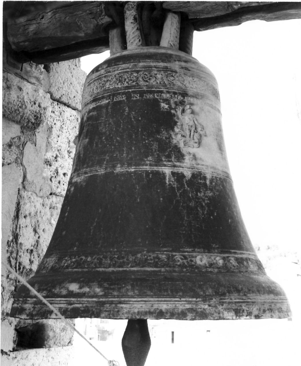 campana, opera isolata di Fratelli Gullo (sec. XVII)