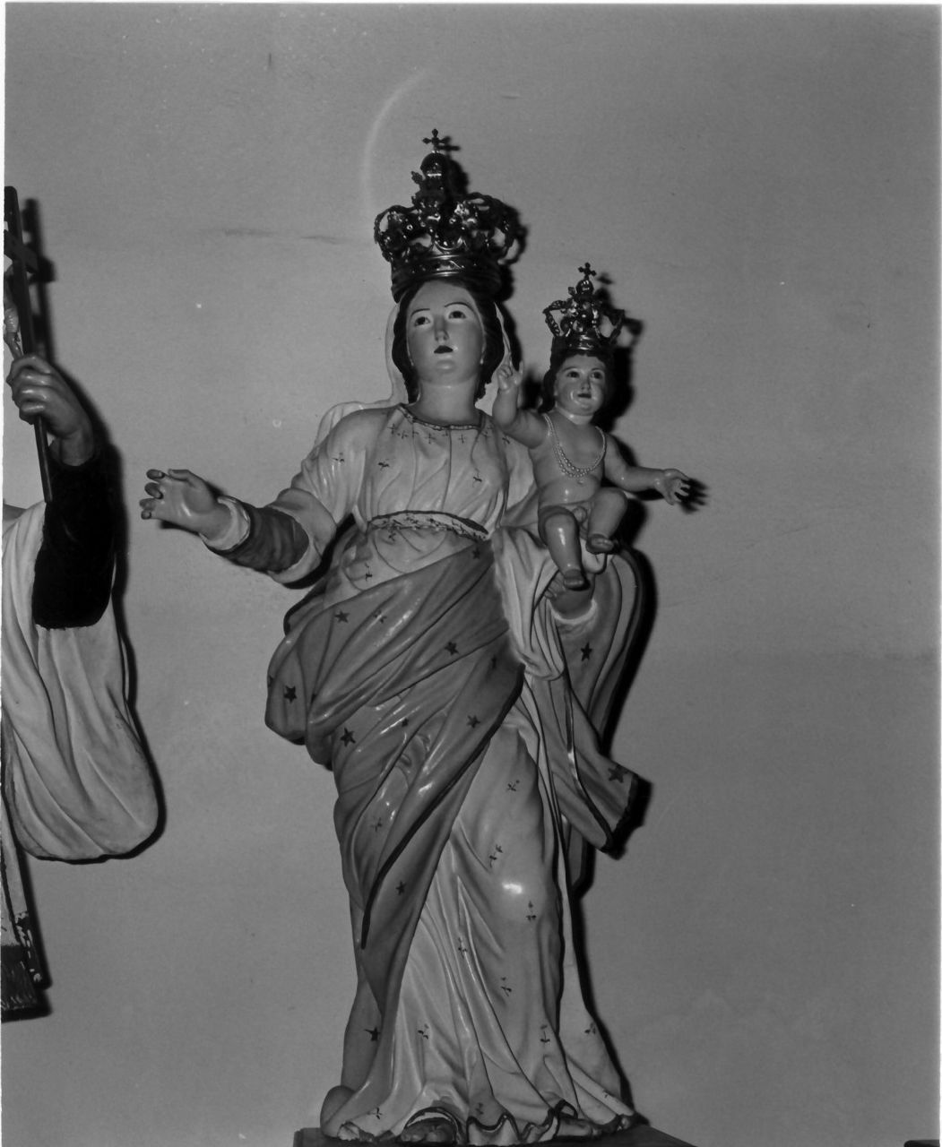 Madonna del Rosario (statua, opera isolata) di De Lorenzo Domenico (prima metà sec. XIX)