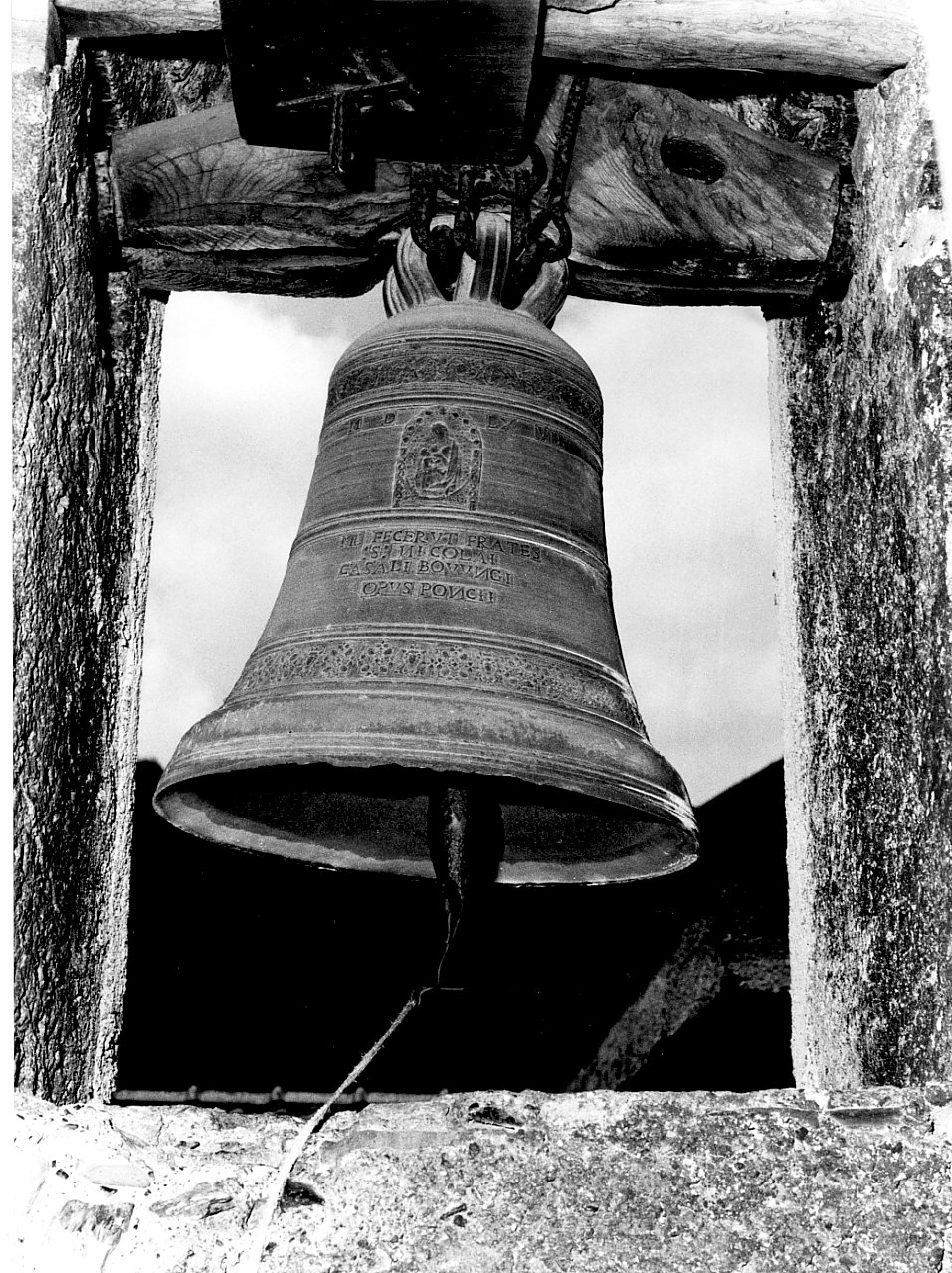 Madonna con Bambino (campana, opera isolata) di Ponci (sec. XVI)