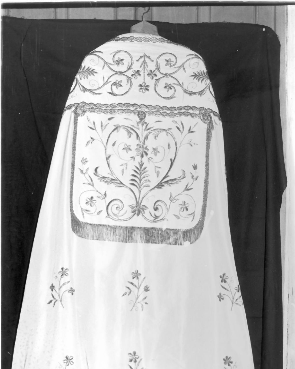 piviale - manifattura napoletana (sec. XVIII)