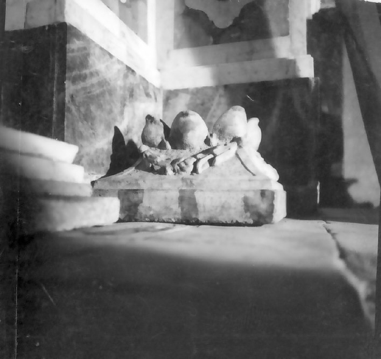 capitello, frammento - bottega Italia meridionale (fine/inizio secc. XVIII/ XIX)