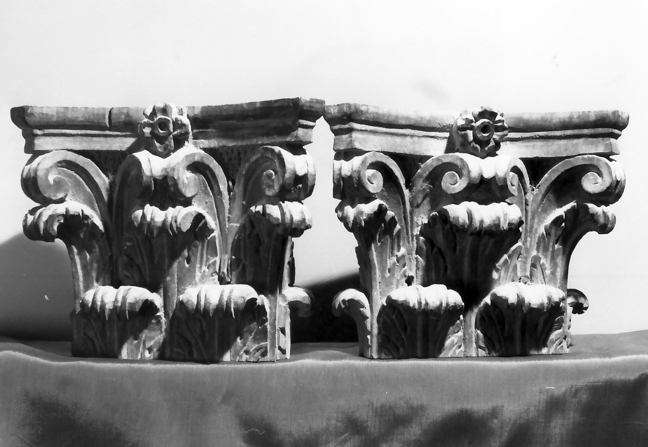 capitello, serie - bottega calabrese (sec. XVIII)