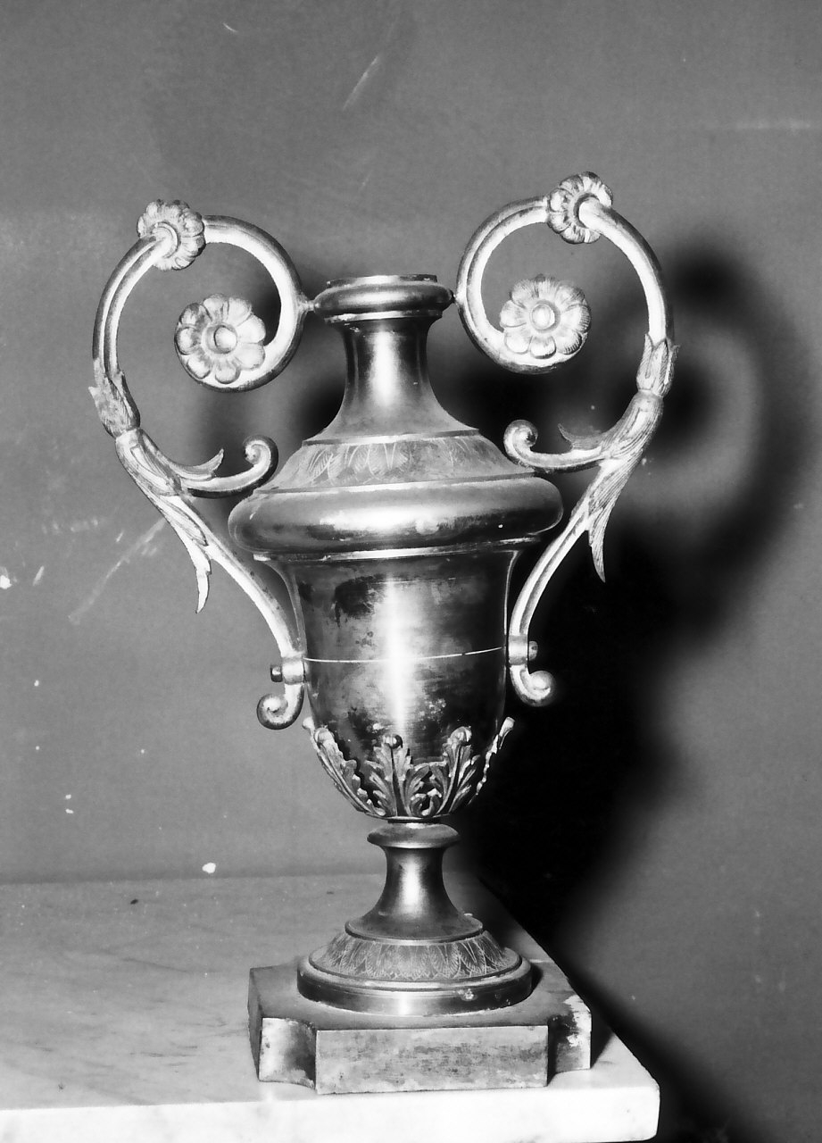 vaso, serie - bottega Italia meridionale (sec. XIX)