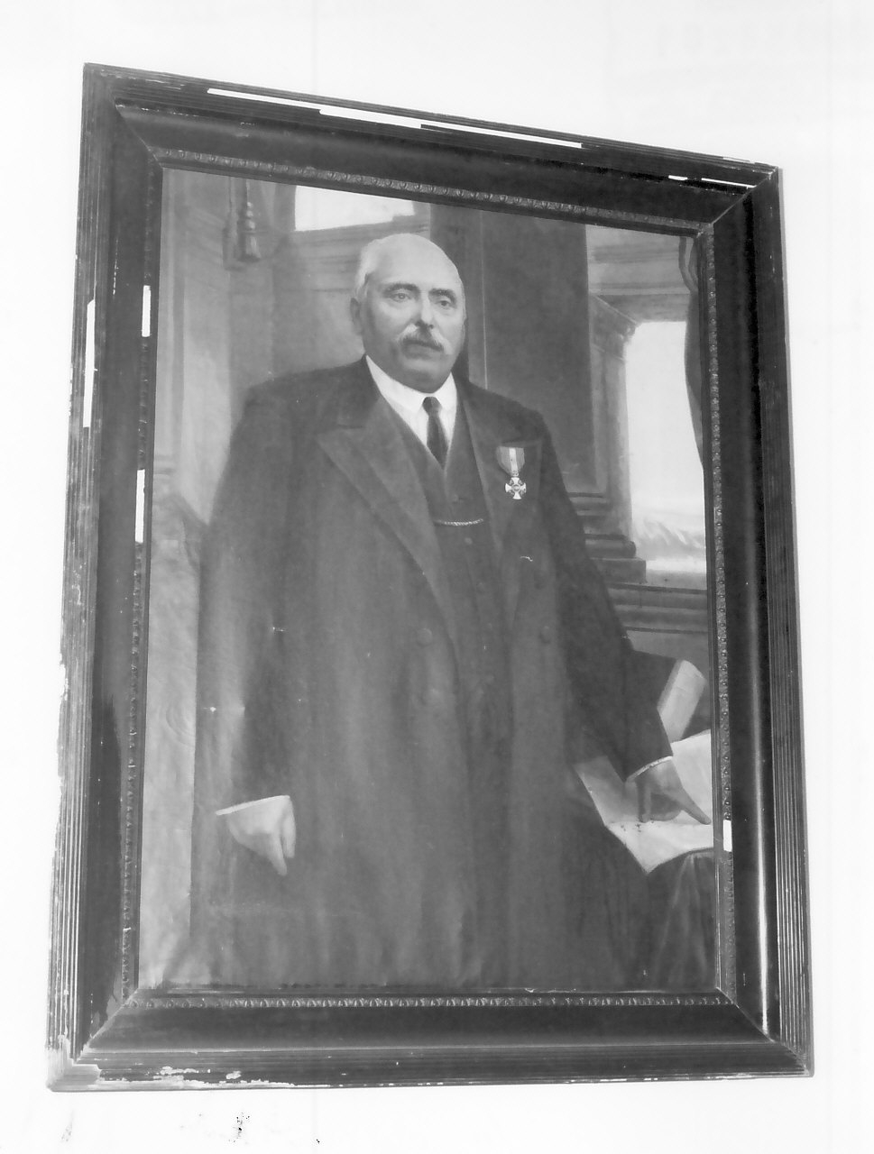 Ritratto dell'Avvocato Ambrogio Prenestini, ritratto d'uomo (dipinto, opera isolata) di Russo Cosma (fine sec. XIX)