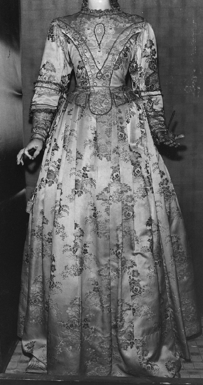 veste da statua - manifattura calabrese (fine sec. XVIII)