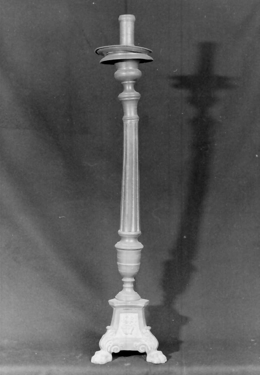 candeliere d'altare, serie - bottega Italia meridionale (sec. XIX)