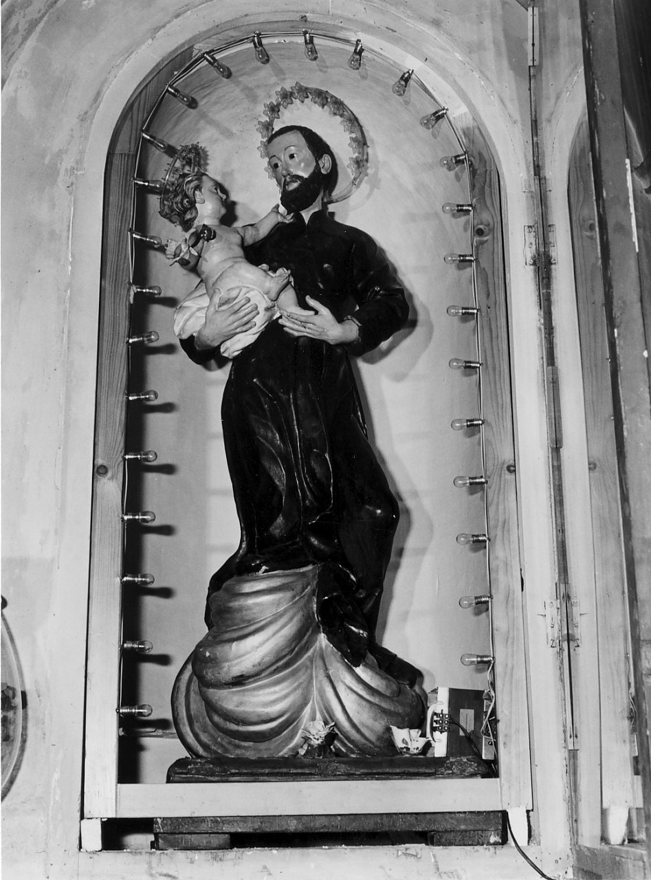 San Gaetano da Thiene con Gesù Bambino (statua, opera isolata) - bottega calabrese (fine sec. XIX)