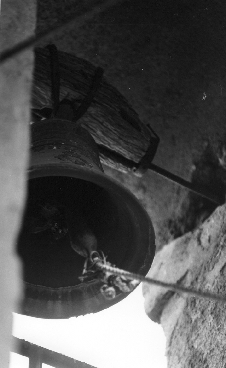 campana, opera isolata - bottega Italia meridionale (sec. XVIII)