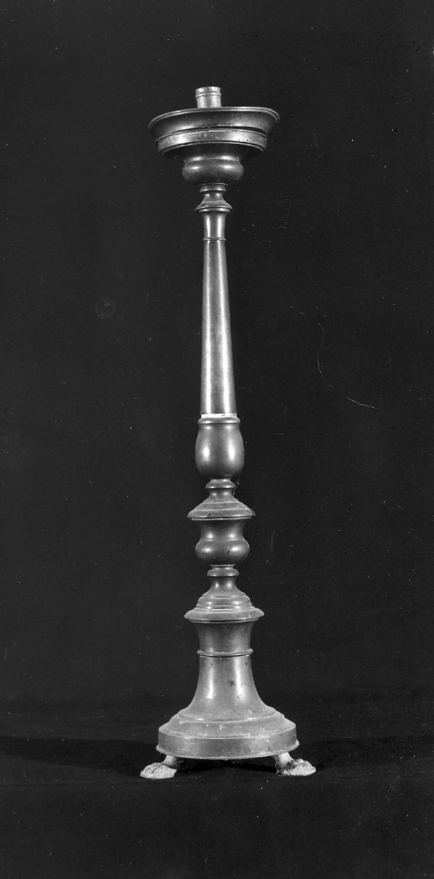 candeliere d'altare, serie - bottega calabrese (sec. XIX)