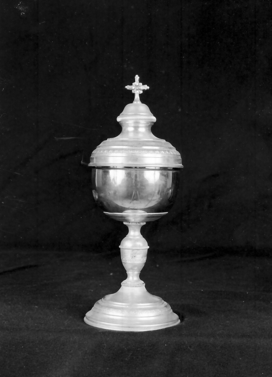 pisside, opera isolata - bottega Italia meridionale (fine sec. XIX)