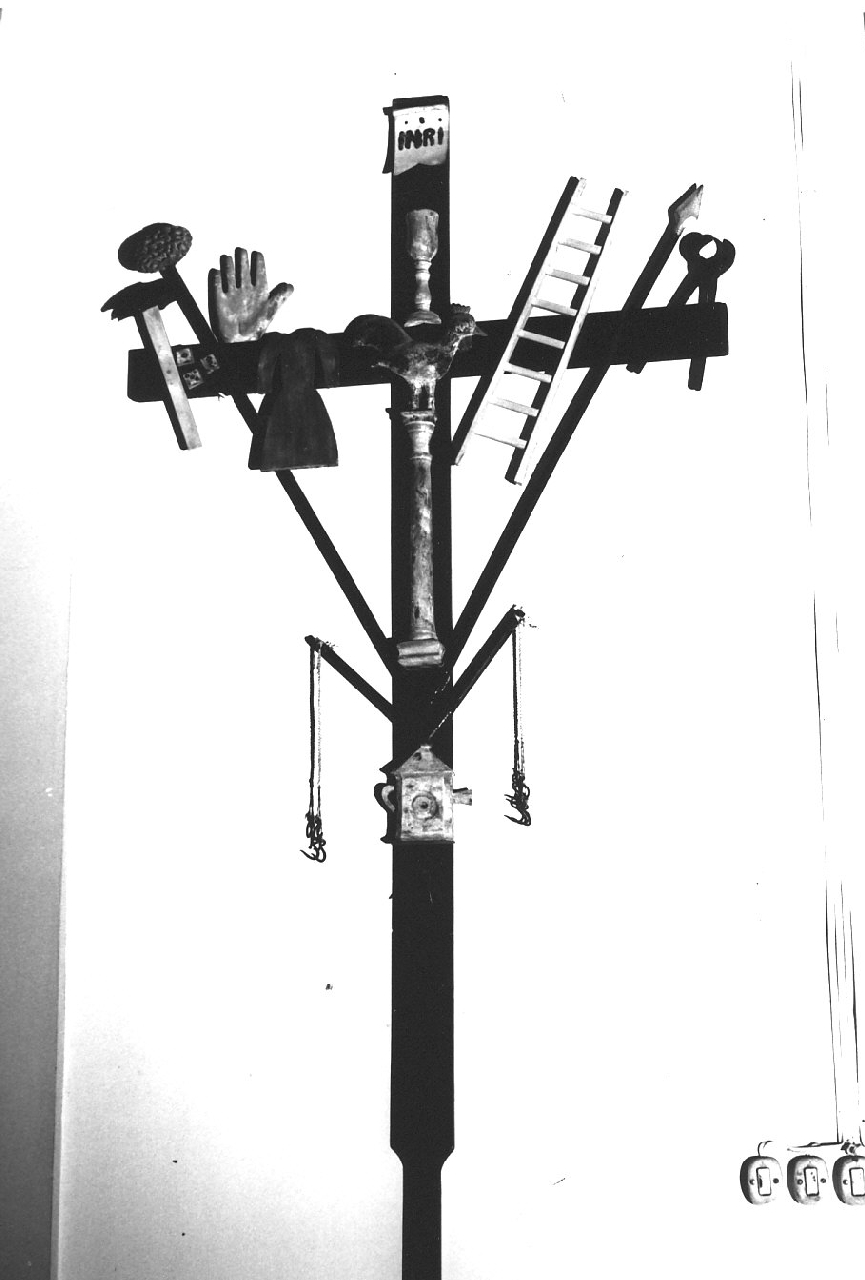 croce penitenziale, opera isolata - bottega Italia meridionale (sec. XVIII)