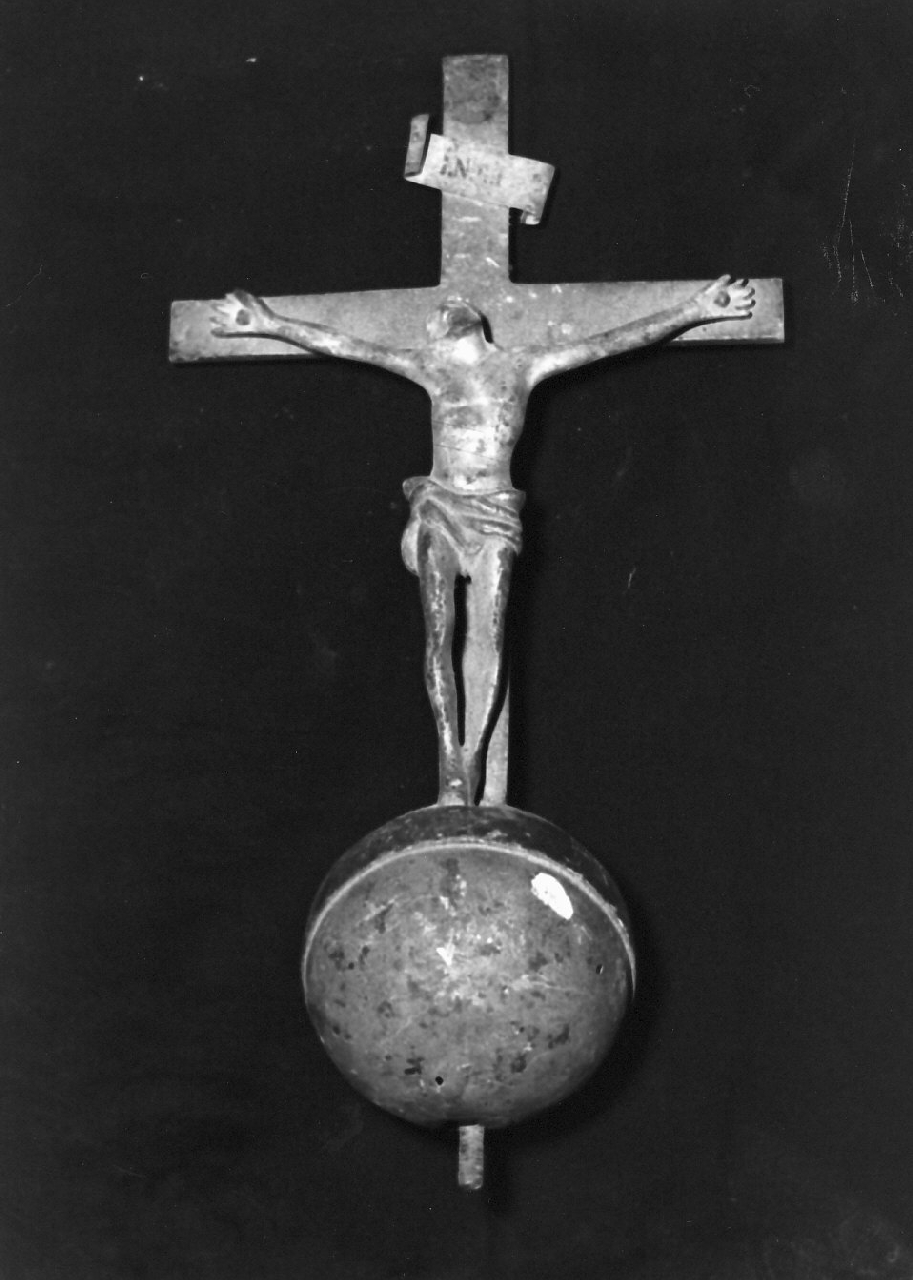 croce apicale - bottega Italia meridionale (sec. XVIII, sec. XIX)