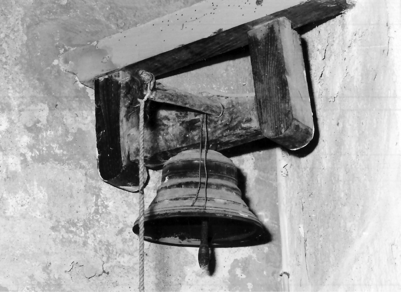 campana, opera isolata - bottega calabrese (sec. XVII)