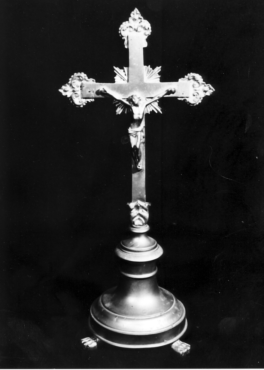 croce d'altare, opera isolata - bottega Italia meridionale (sec. XIX)