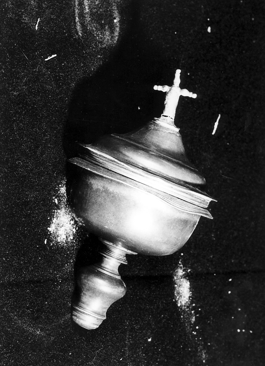 pisside, opera isolata - bottega Italia meridionale (sec. XVIII)