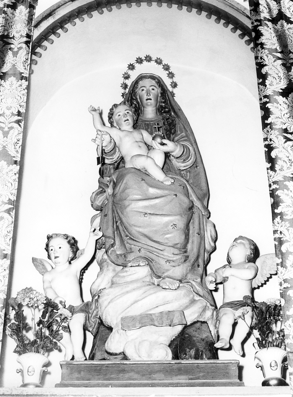 Madonna del Carmelo (statua, opera isolata) - bottega calabrese (fine/inizio secc. XVIII/ XIX)