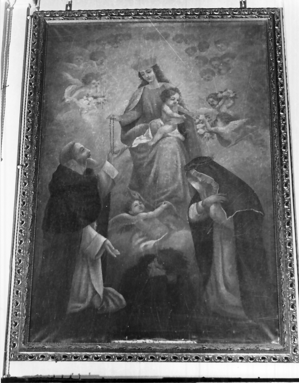 Madonna del Rosario con San Domenico e Santa Caterina da Siena (dipinto, opera isolata) di Del Pozzo Rodolfo (sec. XX)
