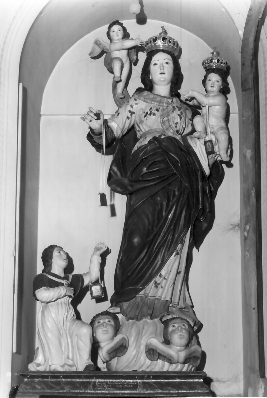 Madonna del Carmelo (statua, opera isolata) di De Lorenzo (sec. XIX)