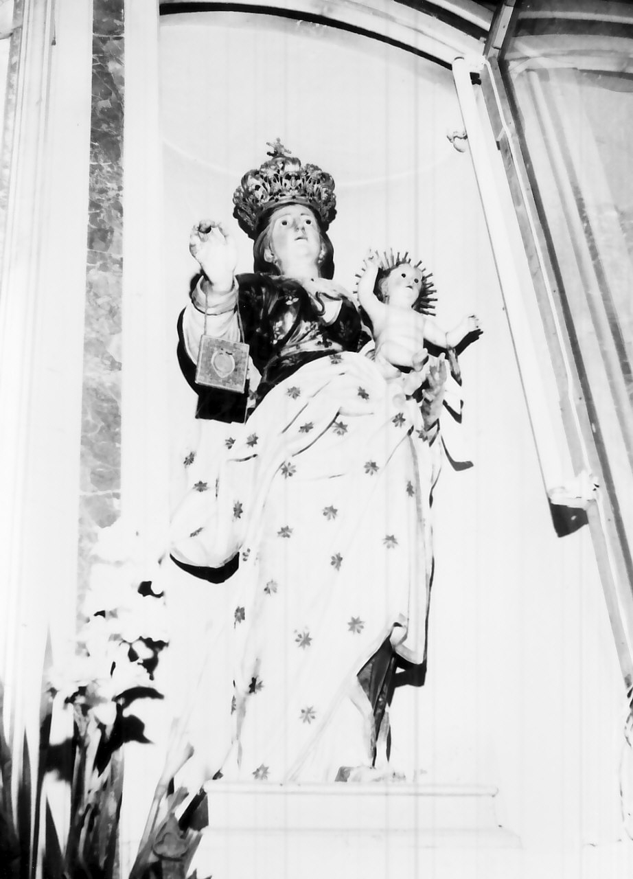 Madonna del Carmelo (statua, opera isolata) - bottega Italia meridionale (sec. XIX)