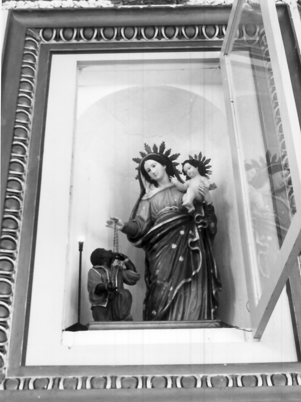 Madonna della Catena (gruppo scultoreo, opera isolata) - bottega Italia meridionale (seconda metà sec. XIX)