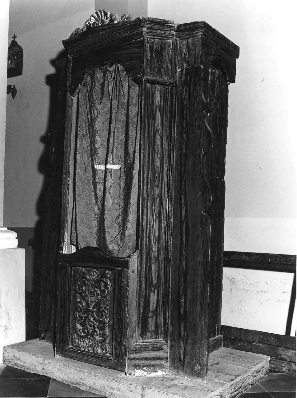confessionale, opera isolata - ambito calabrese (sec. XVIII)