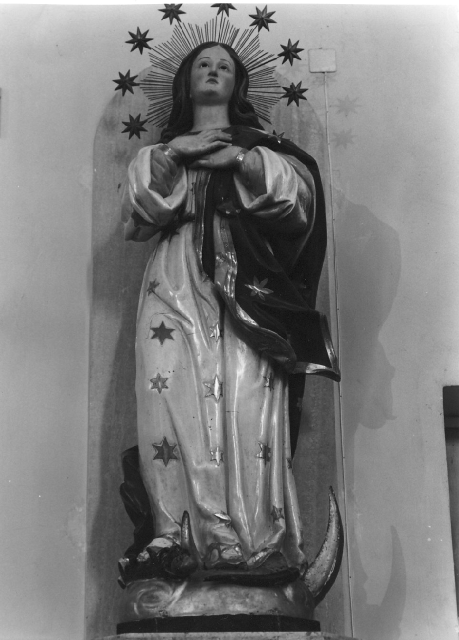 Madonna Immacolata (statua, opera isolata) - bottega Italia meridionale (sec. XVIII)