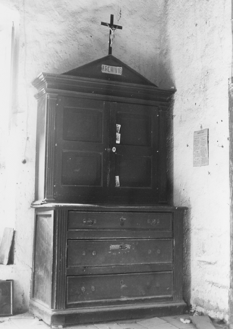 armadio da sacrestia, opera isolata - bottega calabrese (fine/inizio secc. XIX/ XX)