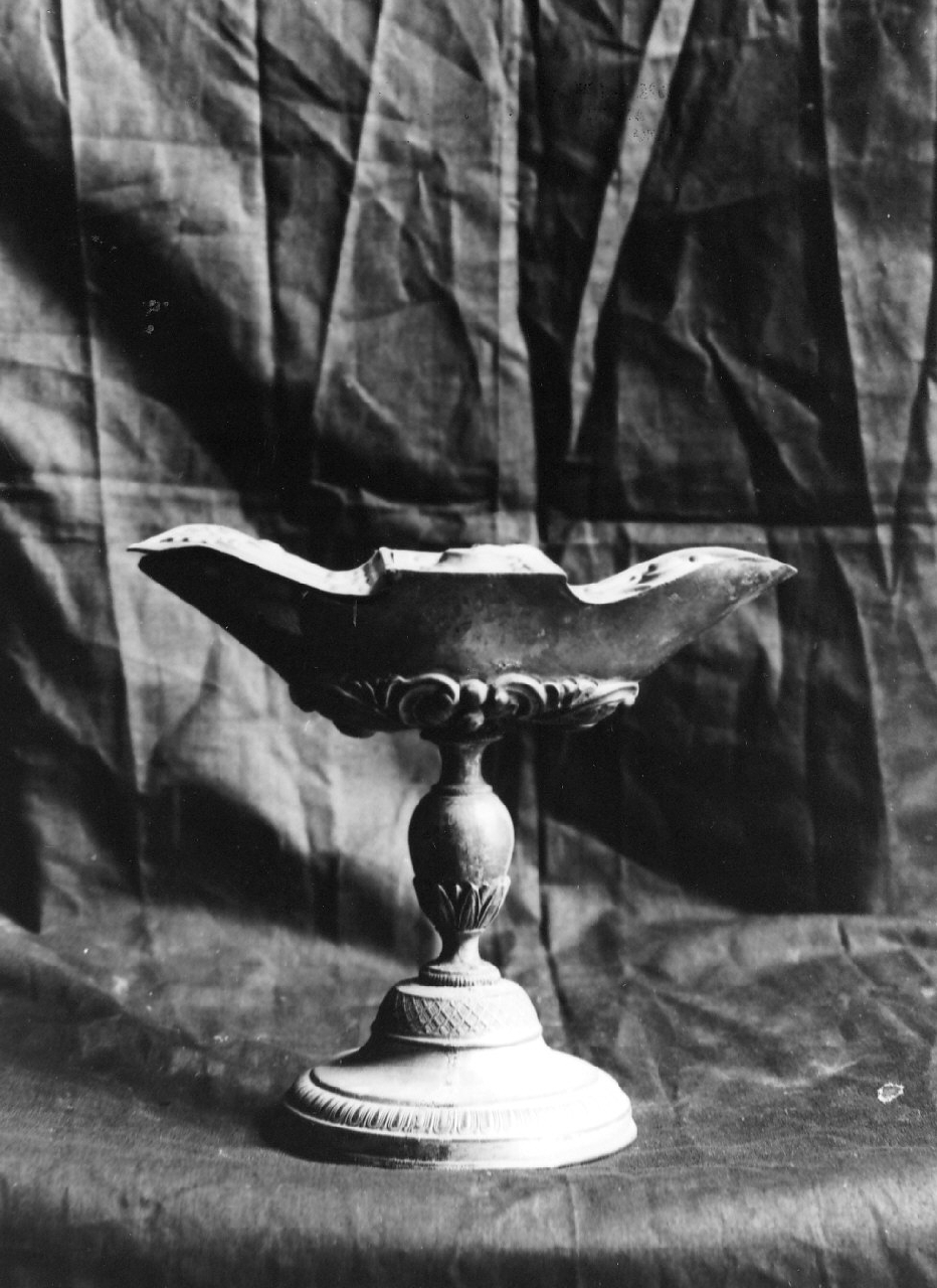 navicella portaincenso, opera isolata - bottega Italia meridionale (sec. XVIII)