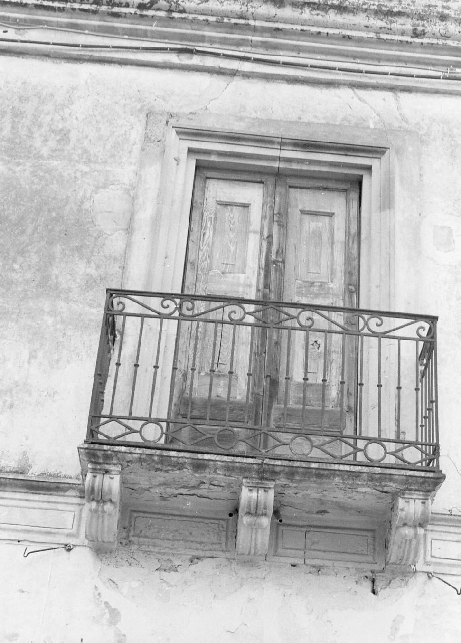 balcone, opera isolata - bottega calabrese (fine/inizio secc. XVII/ XVIII)